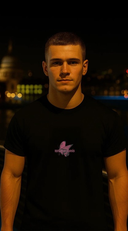 Butterfly T-Shirt Black Front L.jpg
